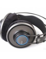 Слушалки AKG K702