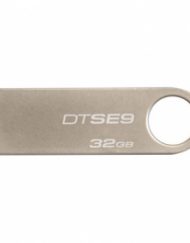 USB Флаш памет Kingston DataTraveler SE9 32GB 2.0 Metal