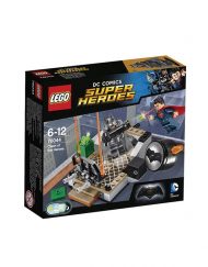 LEGO SUPER HEROES Сблъсъкът на героите 76044
