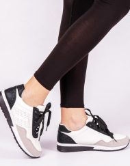 Дамски спортни обувки Vera бели с черно