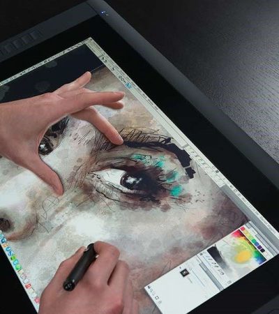 Graphics Tablet, Wacom Cintiq 22HD TouchPen Display (DTH-2200)