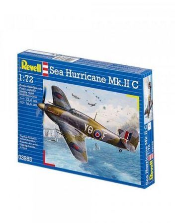 REVELL Сглобяем модел - военен самолет МОРСКИ УРАГАН MK.II C R03985