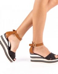 Дамски сандали с платформа Aella черни