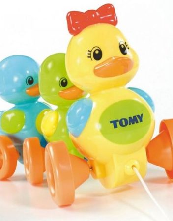 TOMY Toomies Пате за дърпане