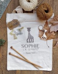 Sophie la Girafe Хартиена подаръчна торбичка голяма