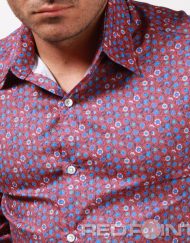 Вталена риза с флорален десен