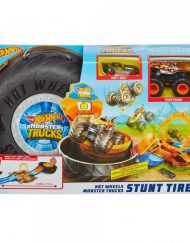 HOT WHEELS MONSTER TRUCKS Автомобилна гума за каскади с 1бр. бъги и 1бр. количка GVK48